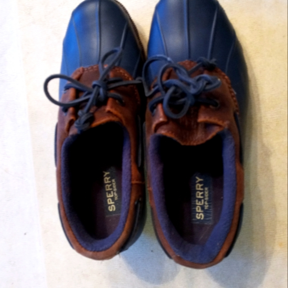 New Sperry  Women's duck shoe 7M